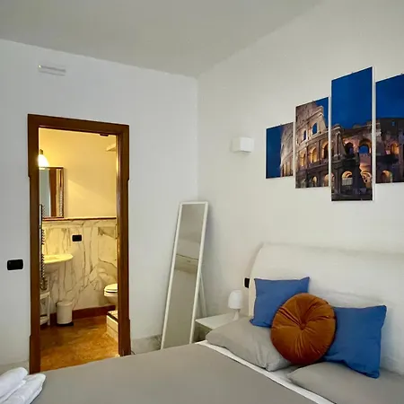 Guest house Domus Massimiliani 4*