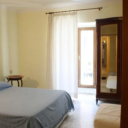 Martina A Piazza Del Popolo Holiday home *