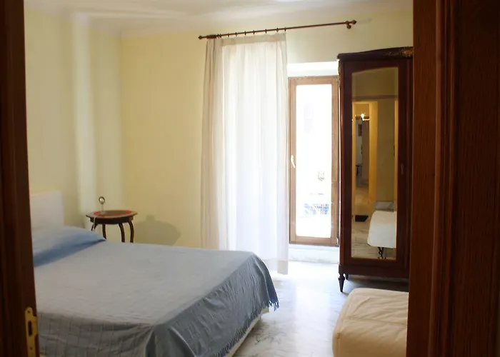 Domus Massimiliani Pensión 4*